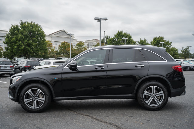 Used 2019 Mercedes-Benz GLC 350e 4MATIC w/ Premium Package image 4