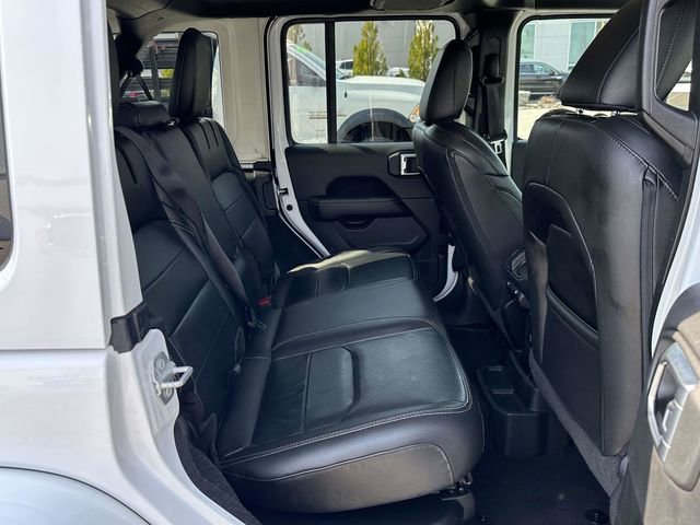 Used 2023 Jeep Wrangler Unlimited Sahara w/ Cold Weather Group image 21