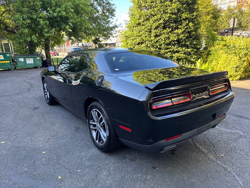 Used 2019 Dodge Challenger SXT AWD/4WD image 4
