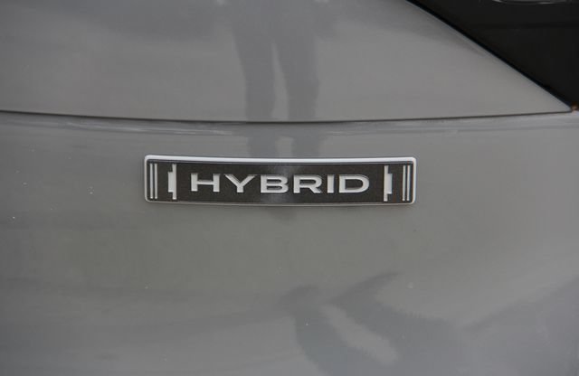 Used 2025 Subaru Forester Premium AWD/4WD image 10