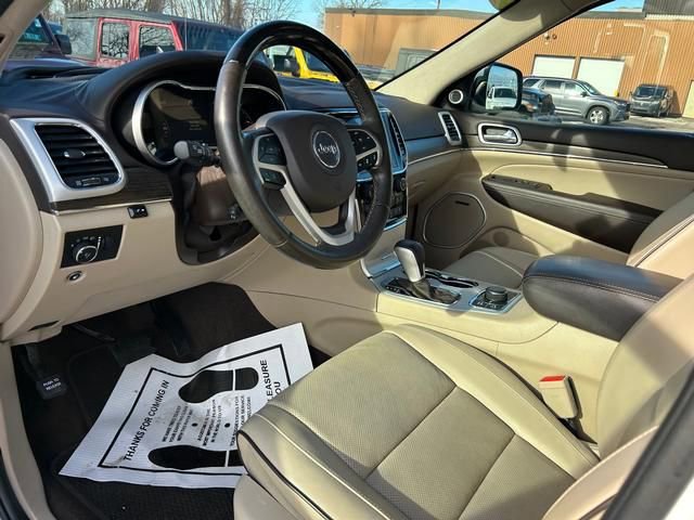 Used 2020 Jeep Grand Cherokee Summit w/ Platinum Series Group AWD/4WD image 11