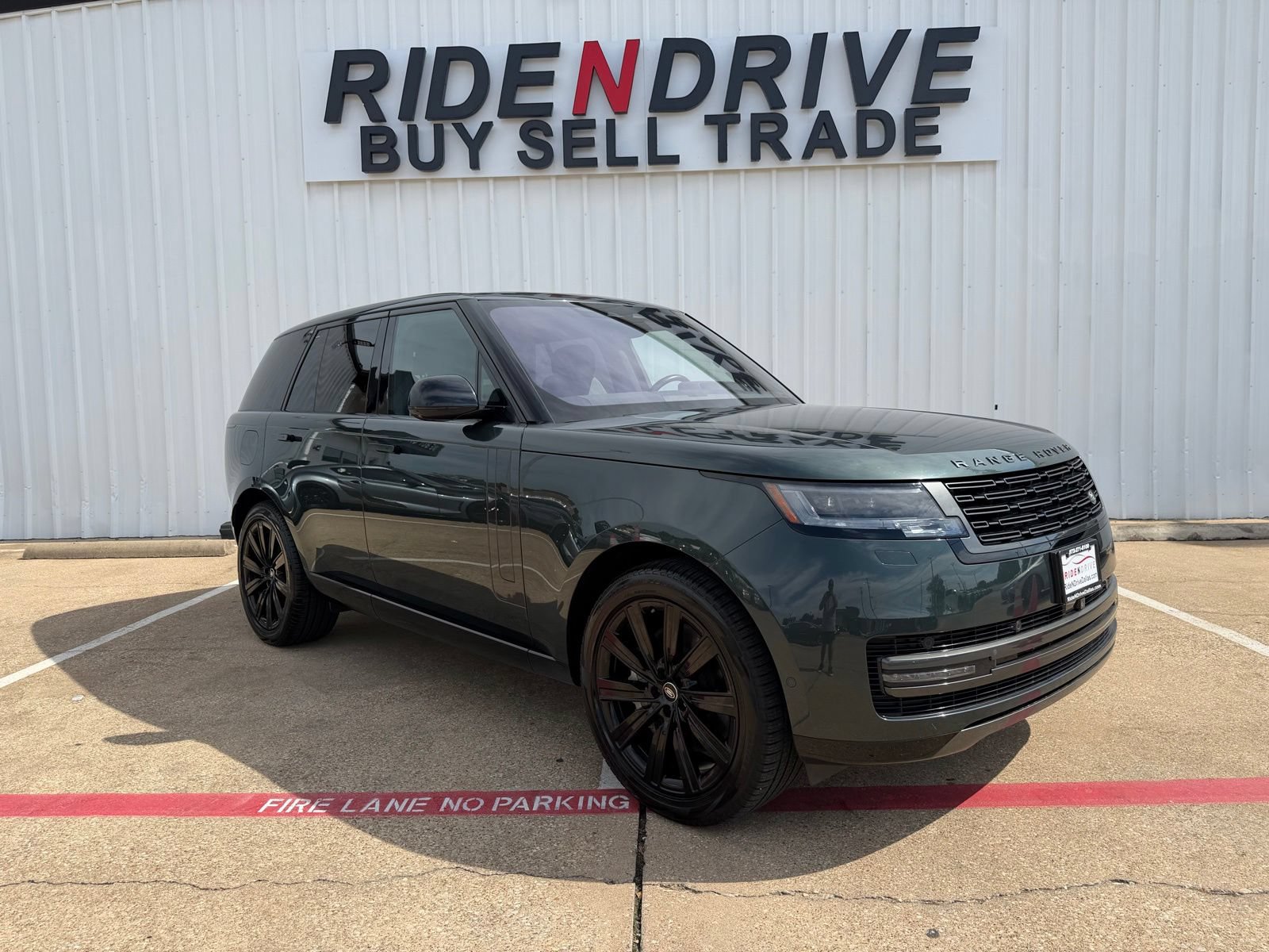 Used 2023 Land Rover Range Rover SE AWD/4WD image 9