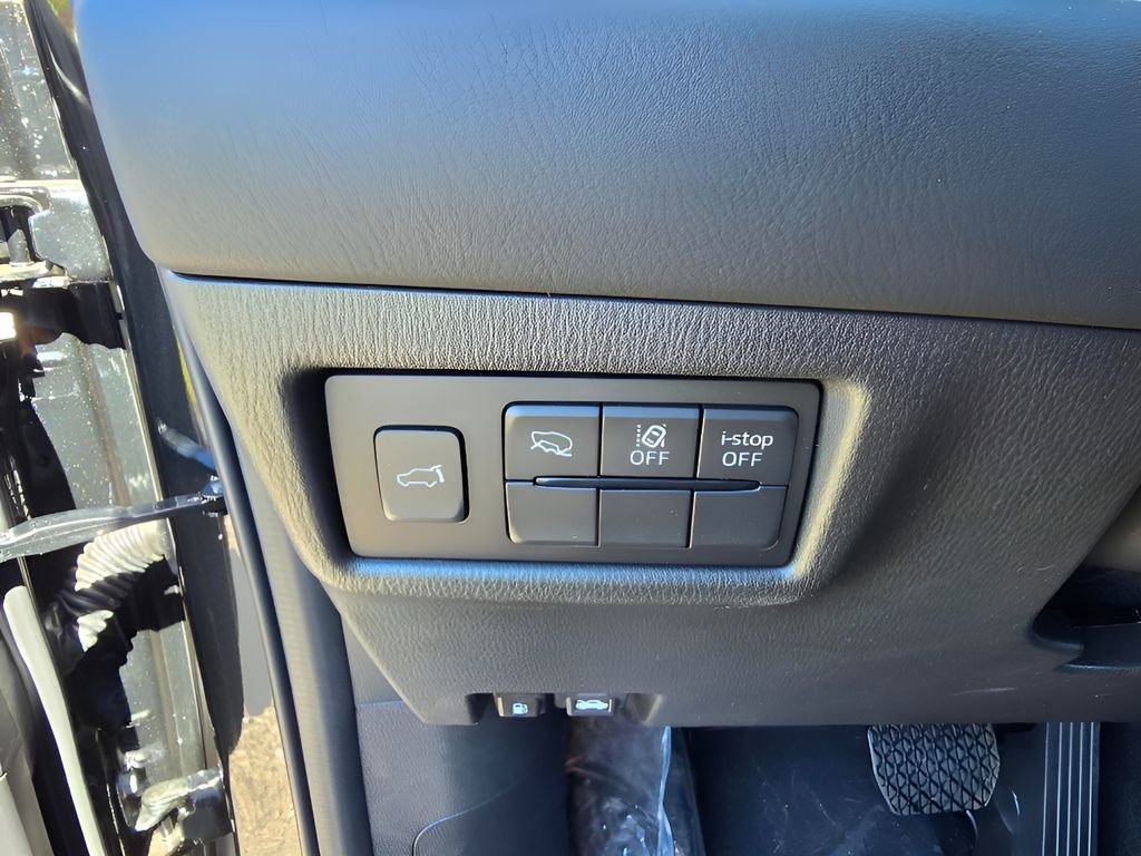 Used 2025 MAZDA CX-5 Carbon Edition image 17