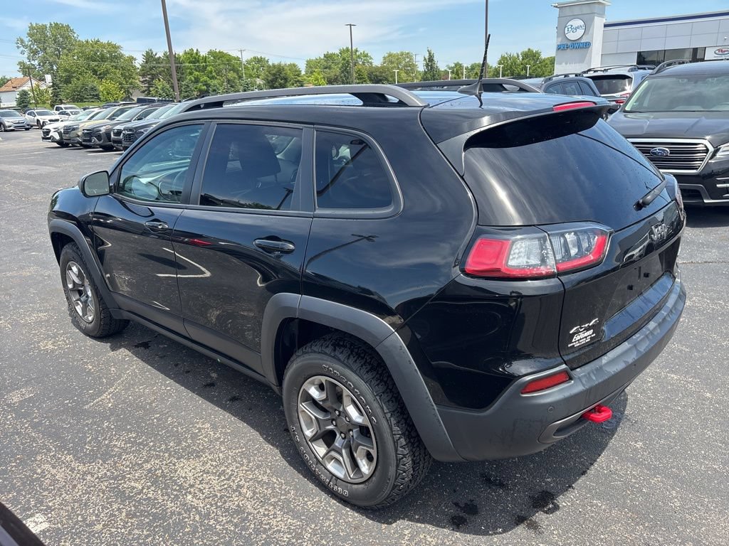 Used 2019 Jeep Cherokee Trailhawk w/ Cold Weather Group AWD/4WD image 5