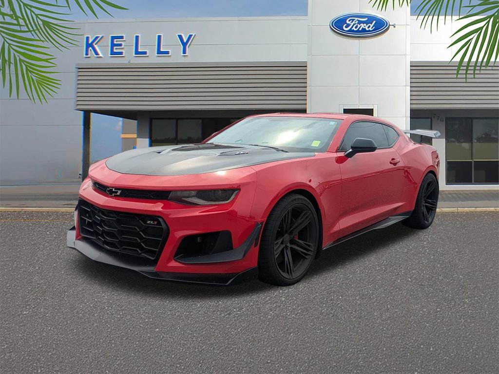 Used 2019 Chevrolet Camaro ZL1 RWD image 1