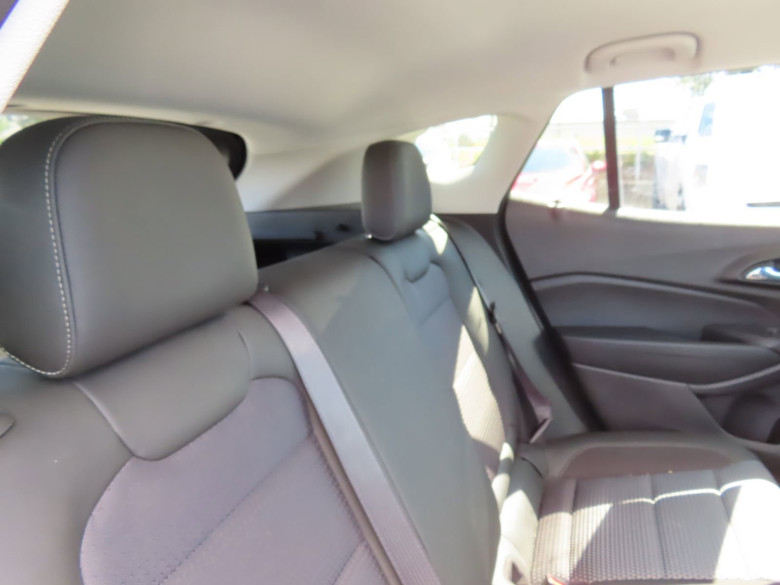 Used 2024 Chevrolet Trax LT w/ Driver Confidence Package image 30