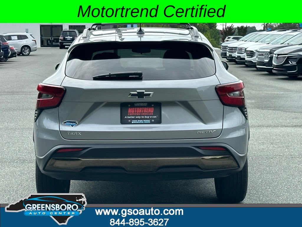 Used 2024 Chevrolet Trax ACTIV w/ Sunroof Package FWD image 8