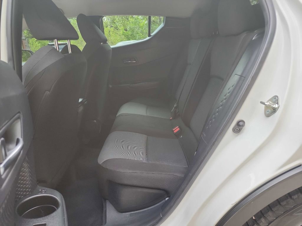 Used 2021 Toyota C-HR LE FWD image 28