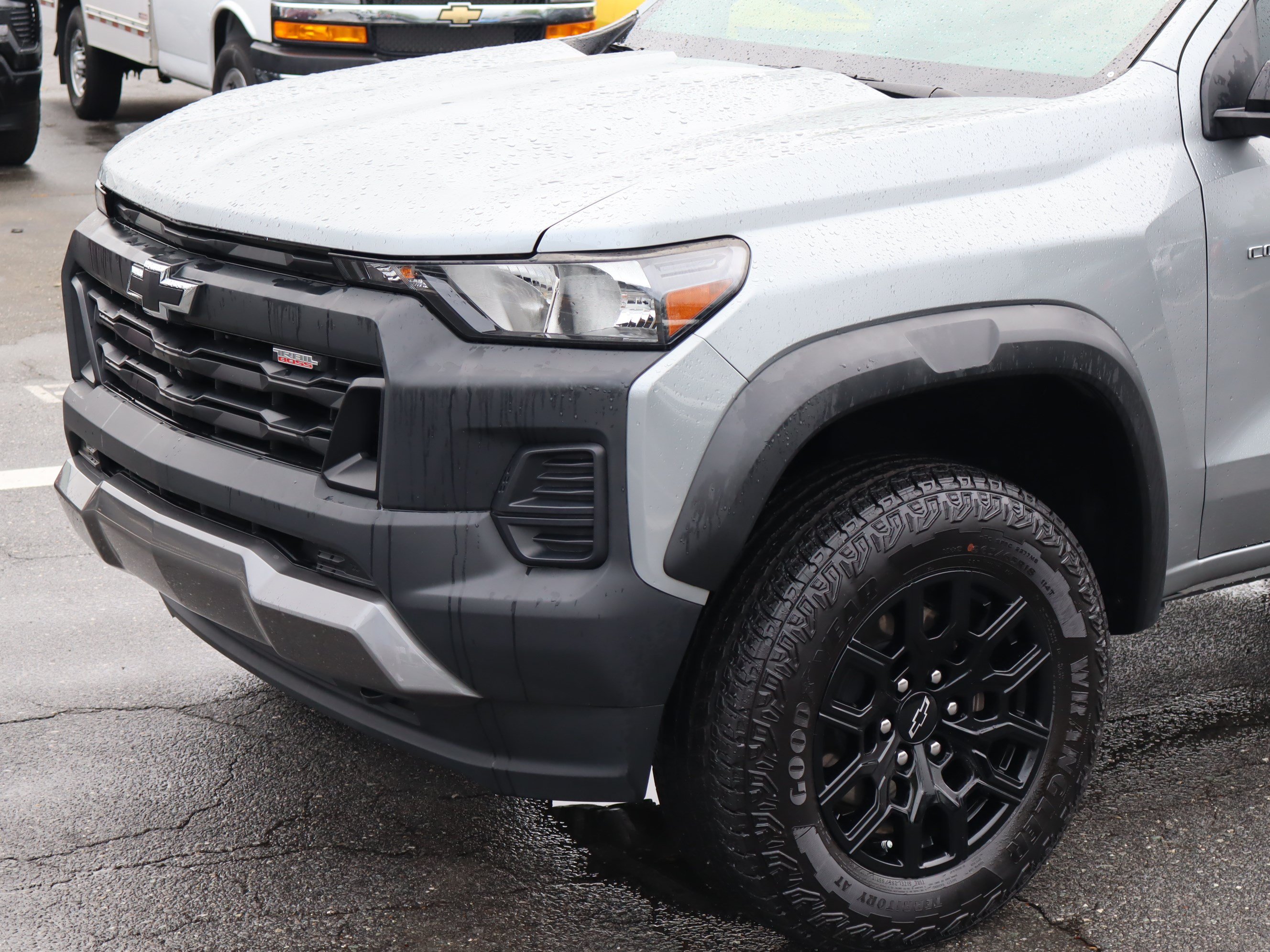 Used 2024 Chevrolet Colorado Trail Boss w/ Technology Package AWD/4WD image 6