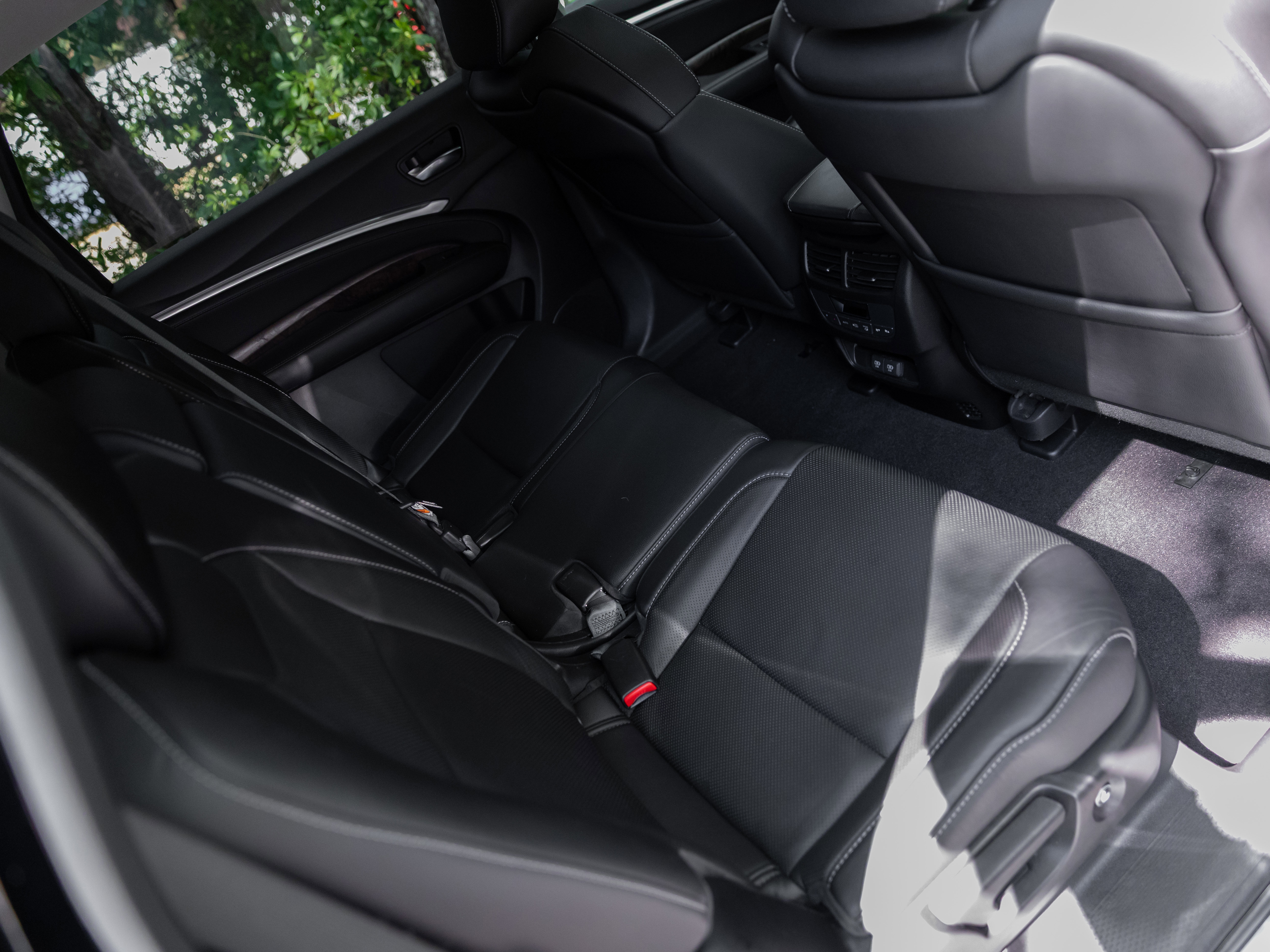 Used 2020 Acura MDX SH-AWD w/ Technology Package image 16