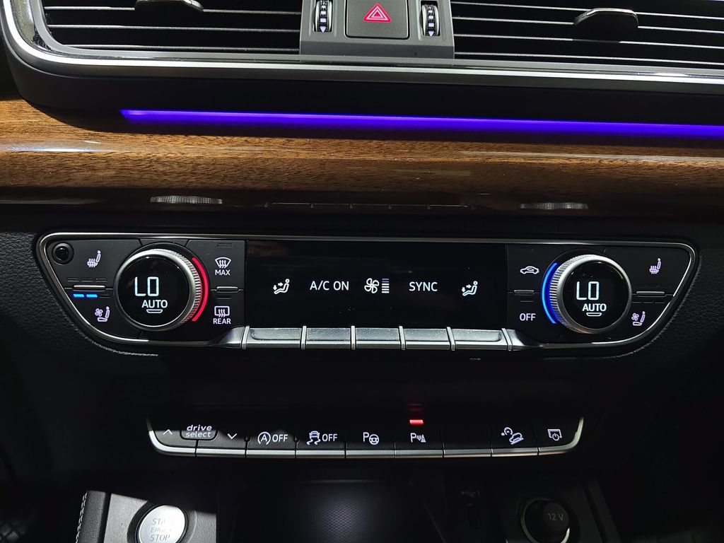 Used 2023 Audi Q5 Prestige w/ Prestige Package AWD/4WD image 27