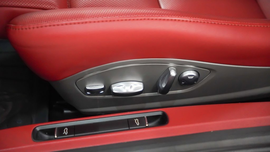 Certified 2015 Porsche 911 Targa 4S image 21