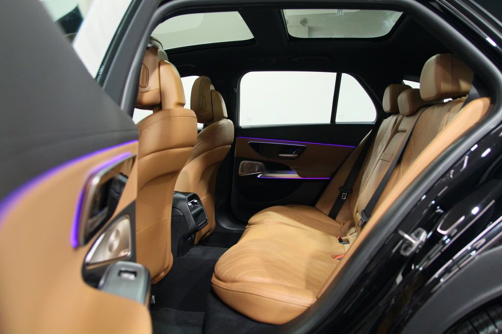 Used 2024 Mercedes-Benz E 450 4MATIC All-Terrain Wagon image 31