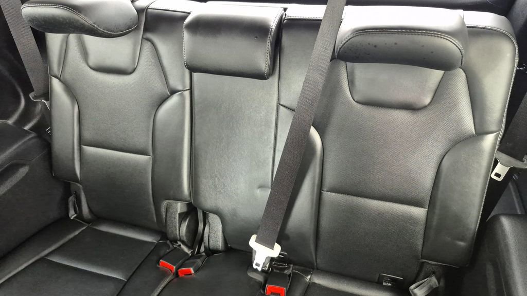 Certified 2025 Kia Telluride S image 16