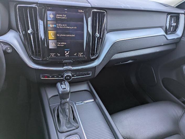 Used 2018 Volvo XC60 T5 Momentum w/ Vision Package AWD/4WD image 15