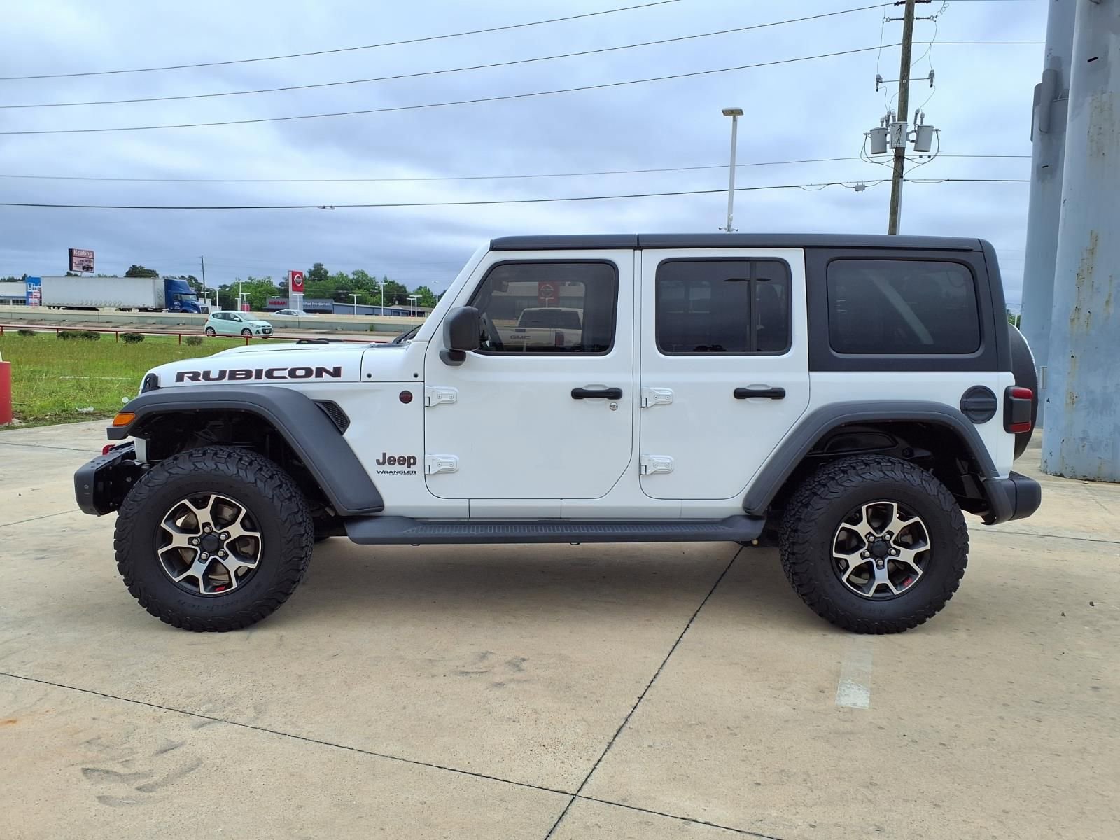 Used 2018 Jeep Wrangler Unlimited Rubicon w/ Dual Top Group AWD/4WD image 8