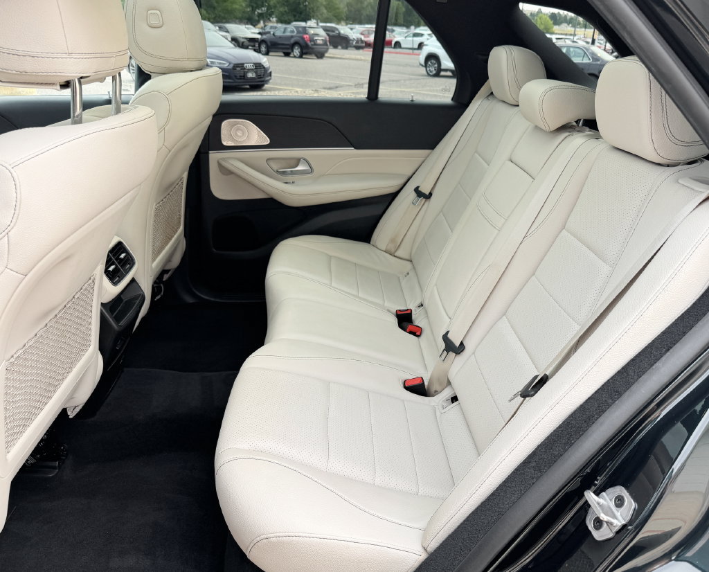 Used 2023 Mercedes-Benz GLE 350 w/ Premium Package image 28
