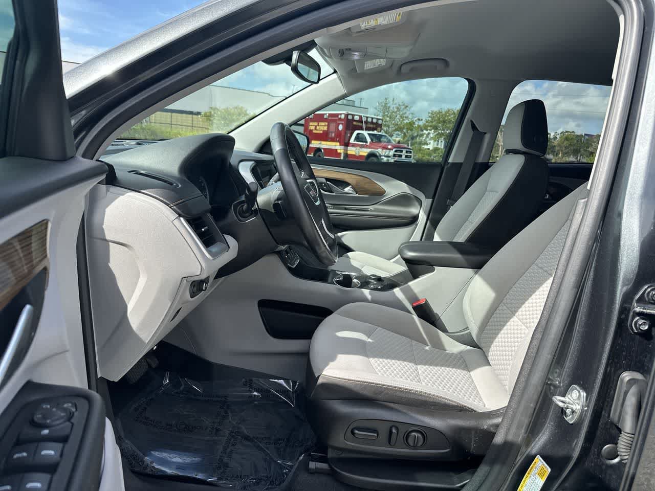 Used 2018 GMC Terrain SLE FWD image 10