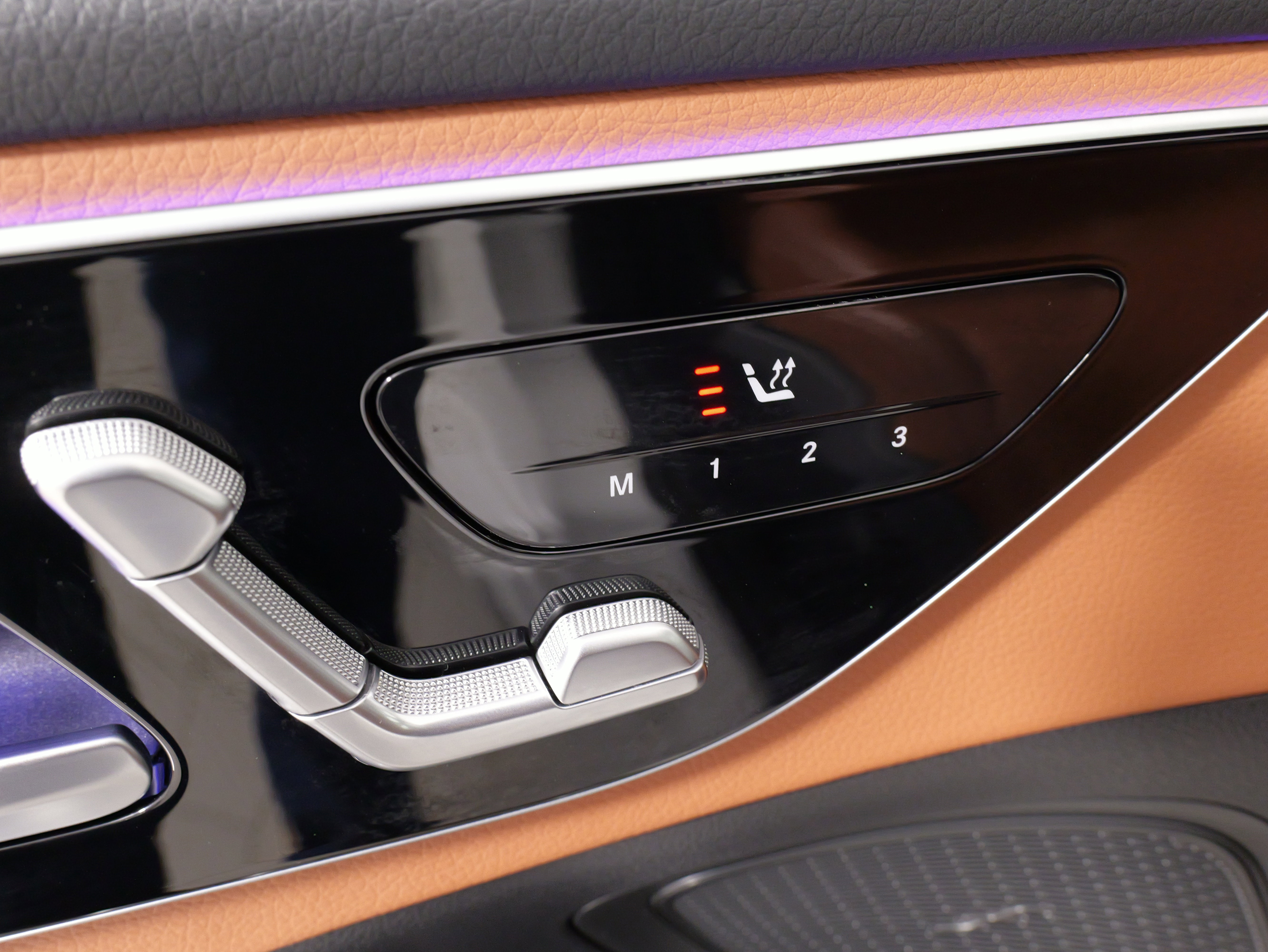 Used 2023 Mercedes-Benz C 300 4MATIC Sedan image 25