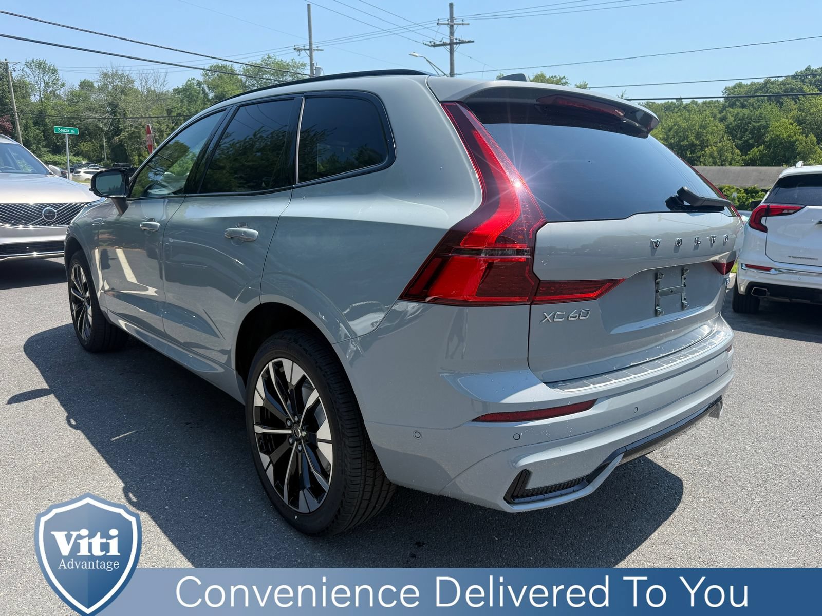 New 2026 Volvo XC60 B5 Plus w/ Protection Package Premier AWD/4WD image 6