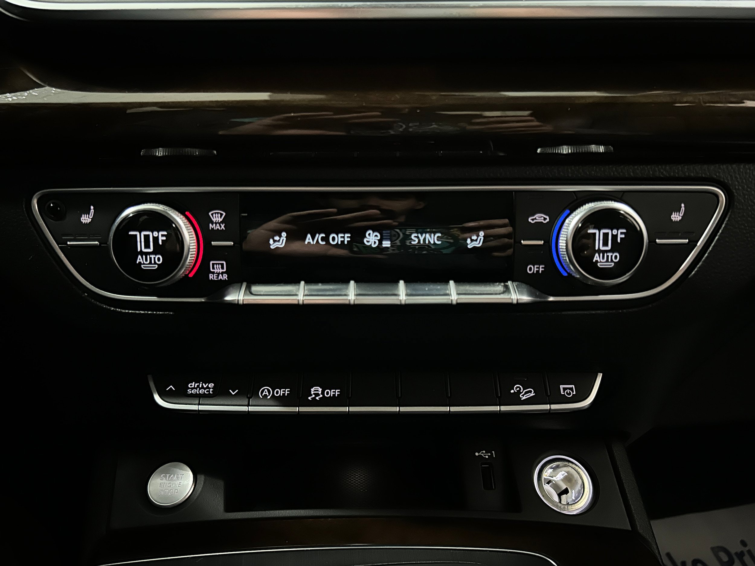 Used 2019 Audi Q5 2.0T Premium w/ Convenience Package AWD/4WD image 10