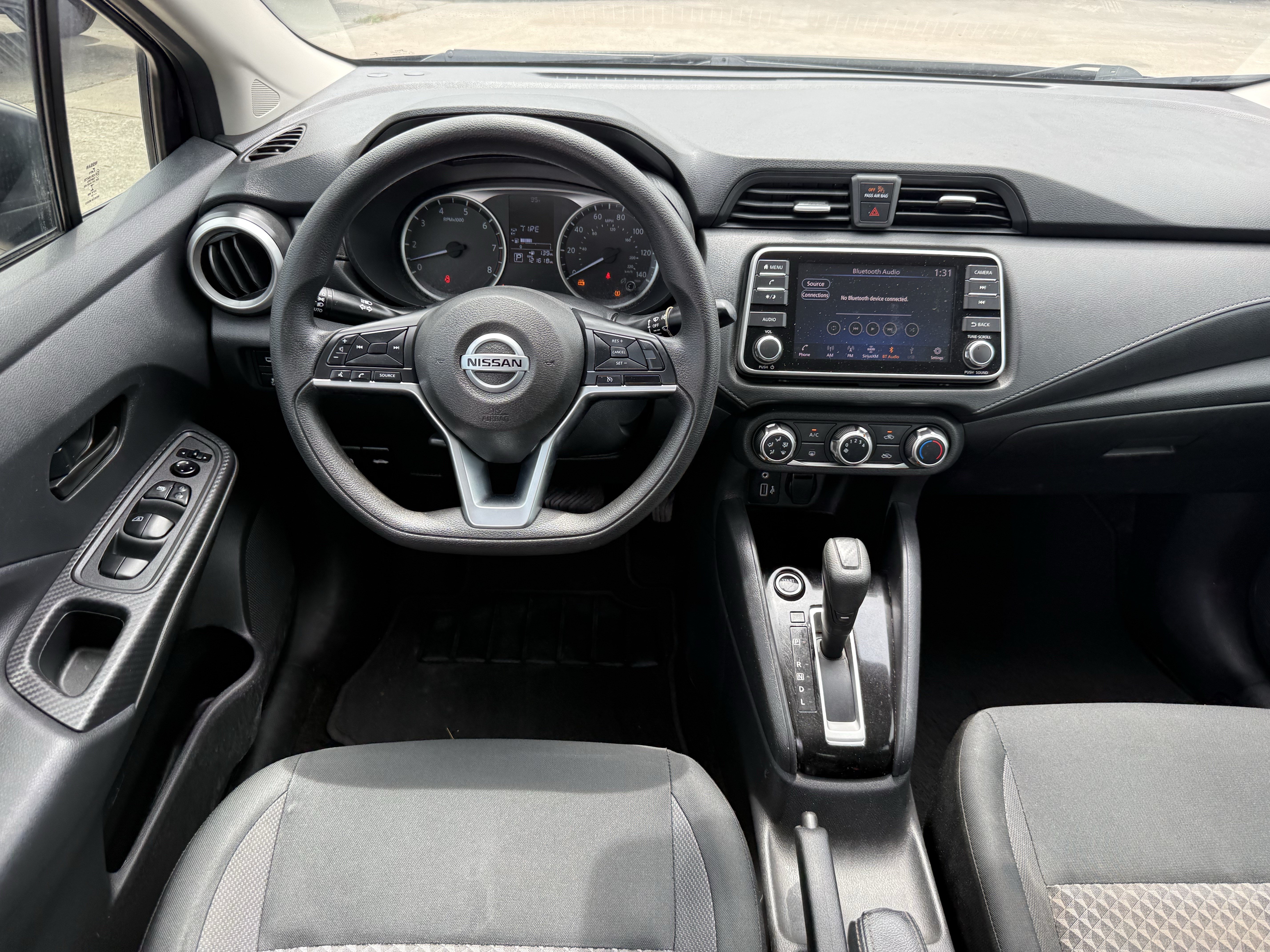 Used 2020 Nissan Versa S FWD image 13