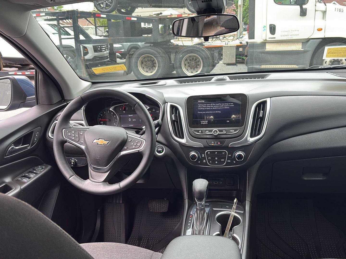 Used 2024 Chevrolet Equinox LT AWD/4WD image 11