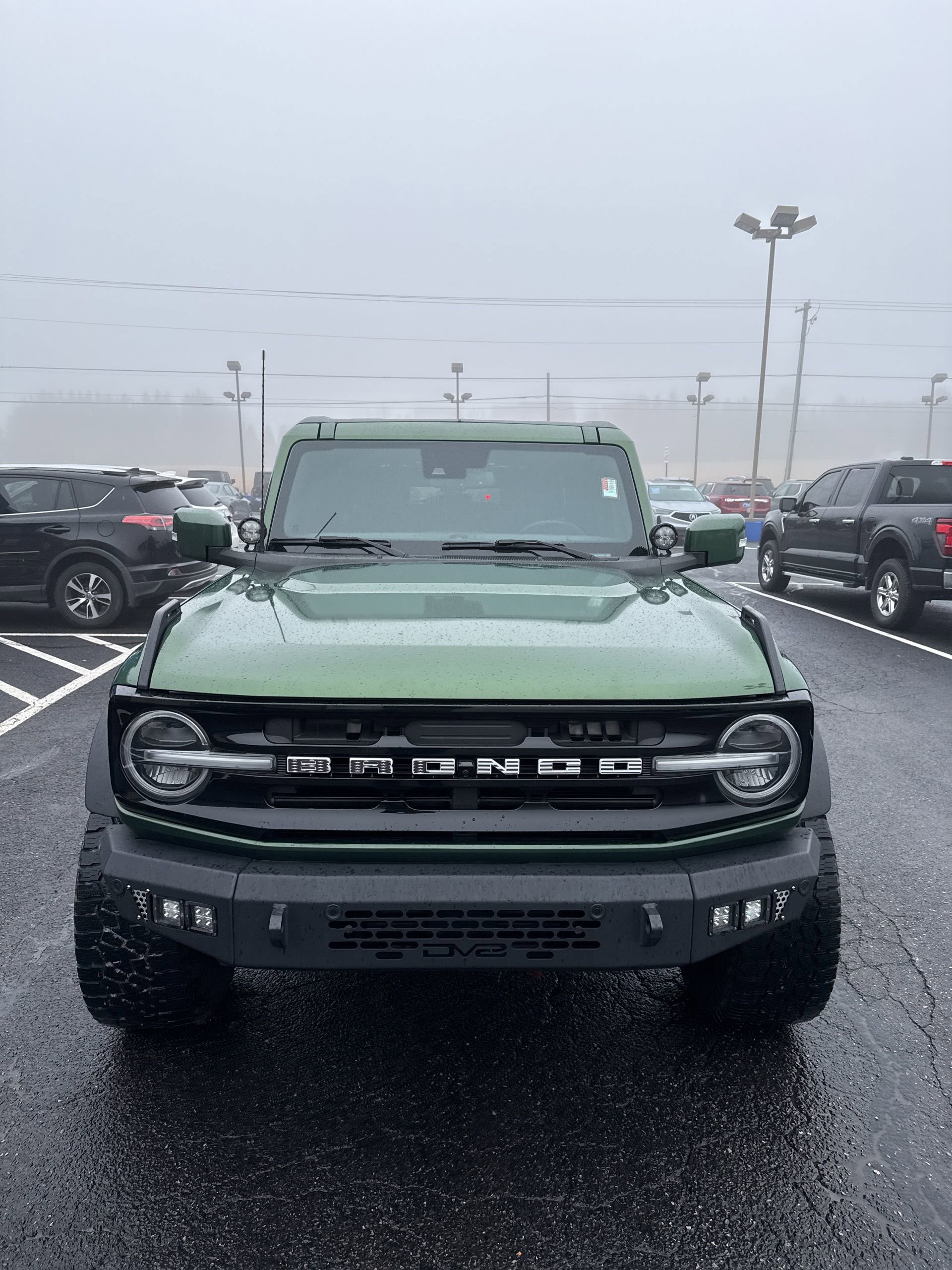 Used 2022 Ford Bronco Outer Banks image 9