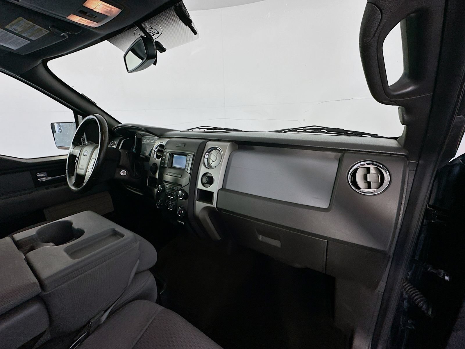 Used 2014 Ford F150 XLT w/ Equipment Group 302A Luxury RWD image 26
