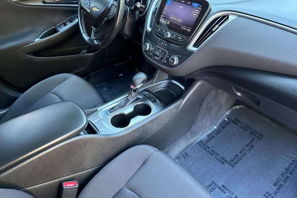 Used 2021 Chevrolet Malibu RS FWD image 13