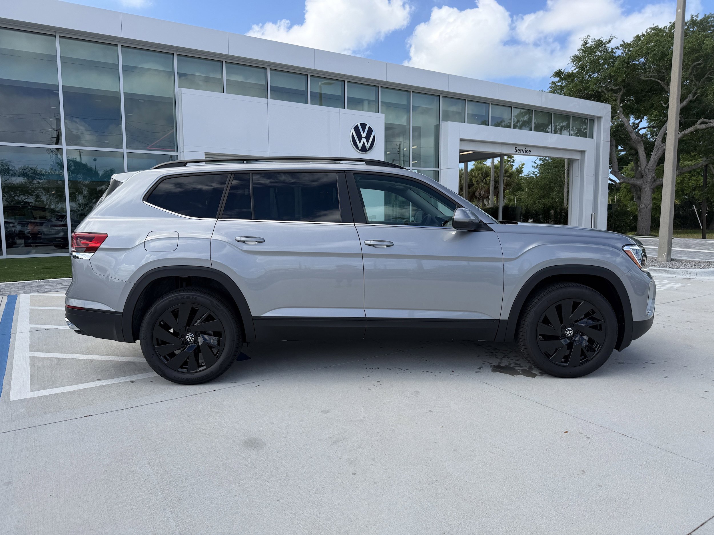 New 2026 Volkswagen Atlas SE AWD/4WD video 2