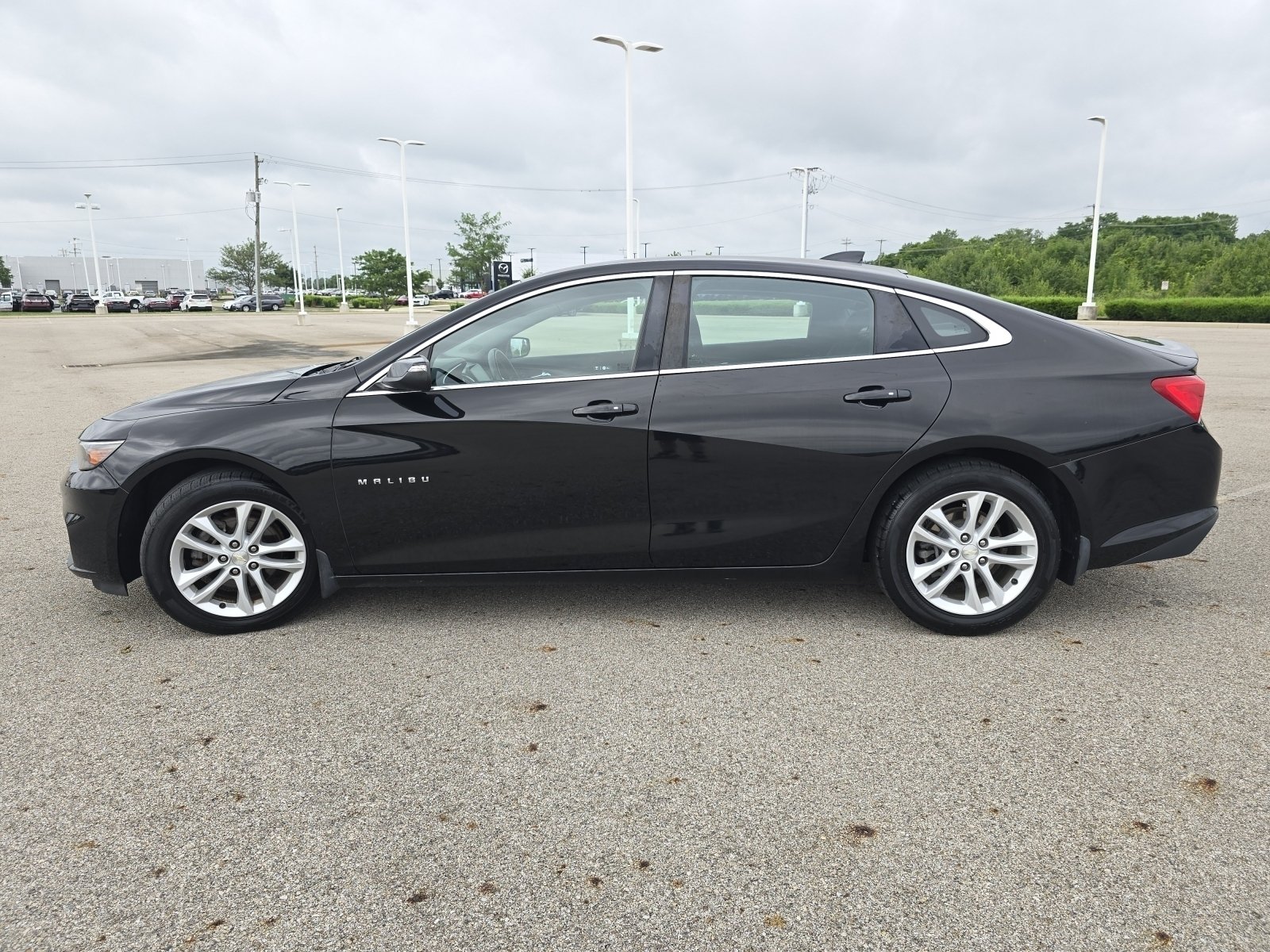Used 2016 Chevrolet Malibu LT FWD image 16