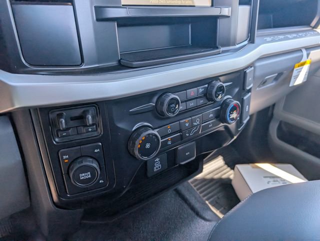 New 2026 Ford F350 XL w/ XL Chrome Package AWD/4WD image 18