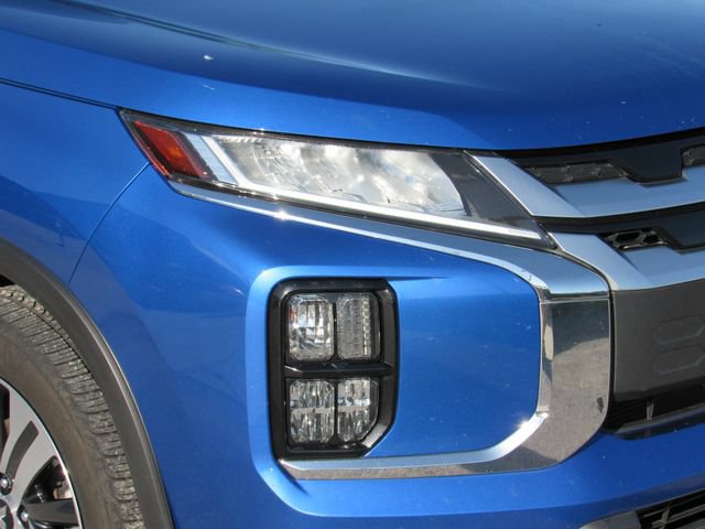 Used 2020 Mitsubishi Outlander Sport SE AWD/4WD image 9