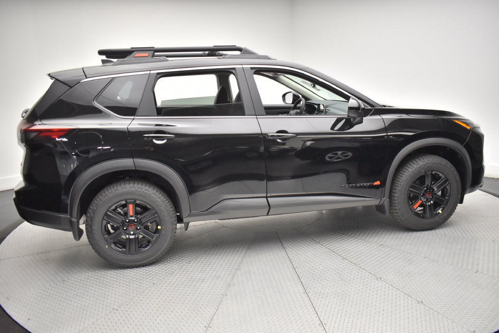 New 2026 Nissan Rogue SV w/ Rock Creek Premium Package AWD/4WD image 4