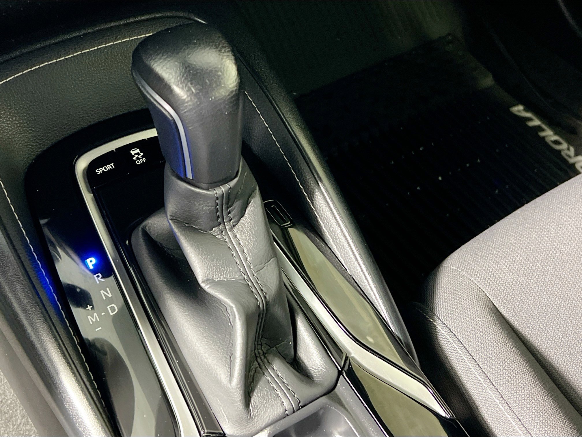 Used 2021 Toyota Corolla SE image 25