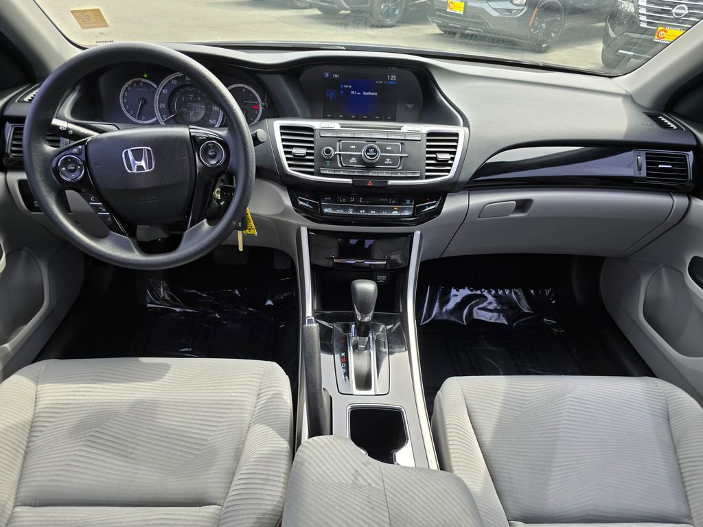 Used 2017 Honda Accord LX image 23