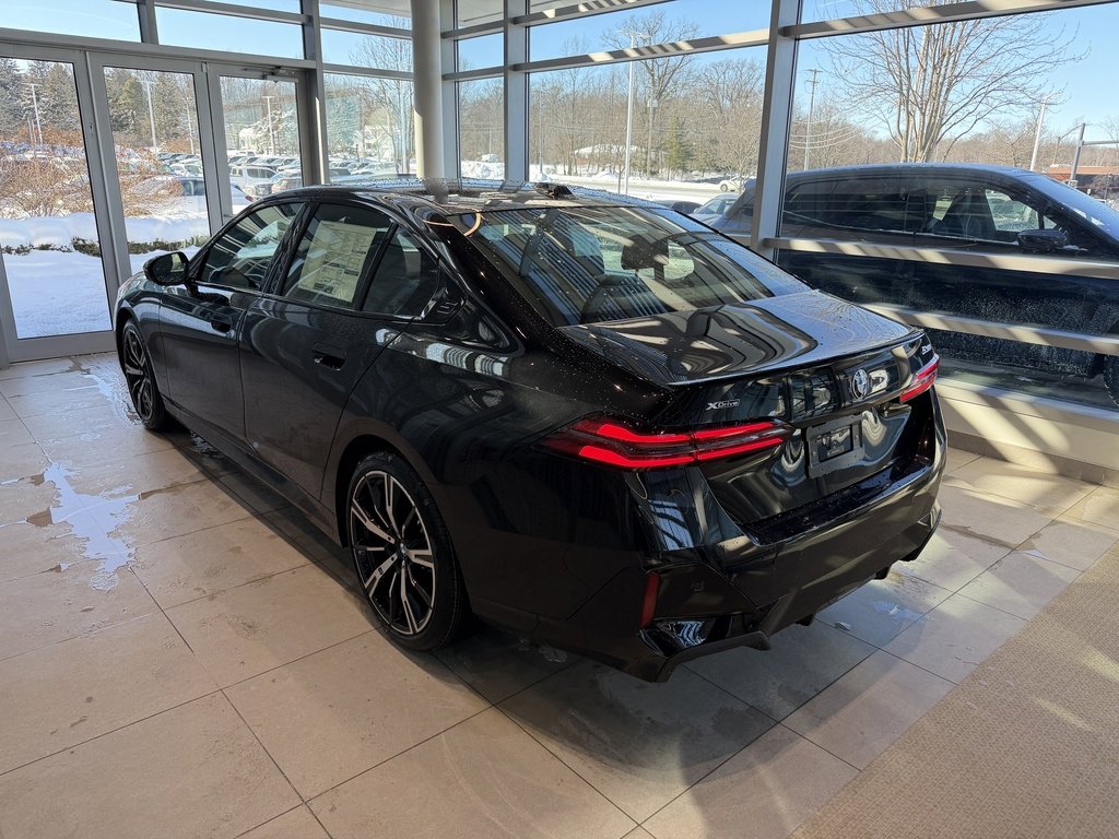 New 2026 BMW 530i xDrive w/ M Sport Package image 4