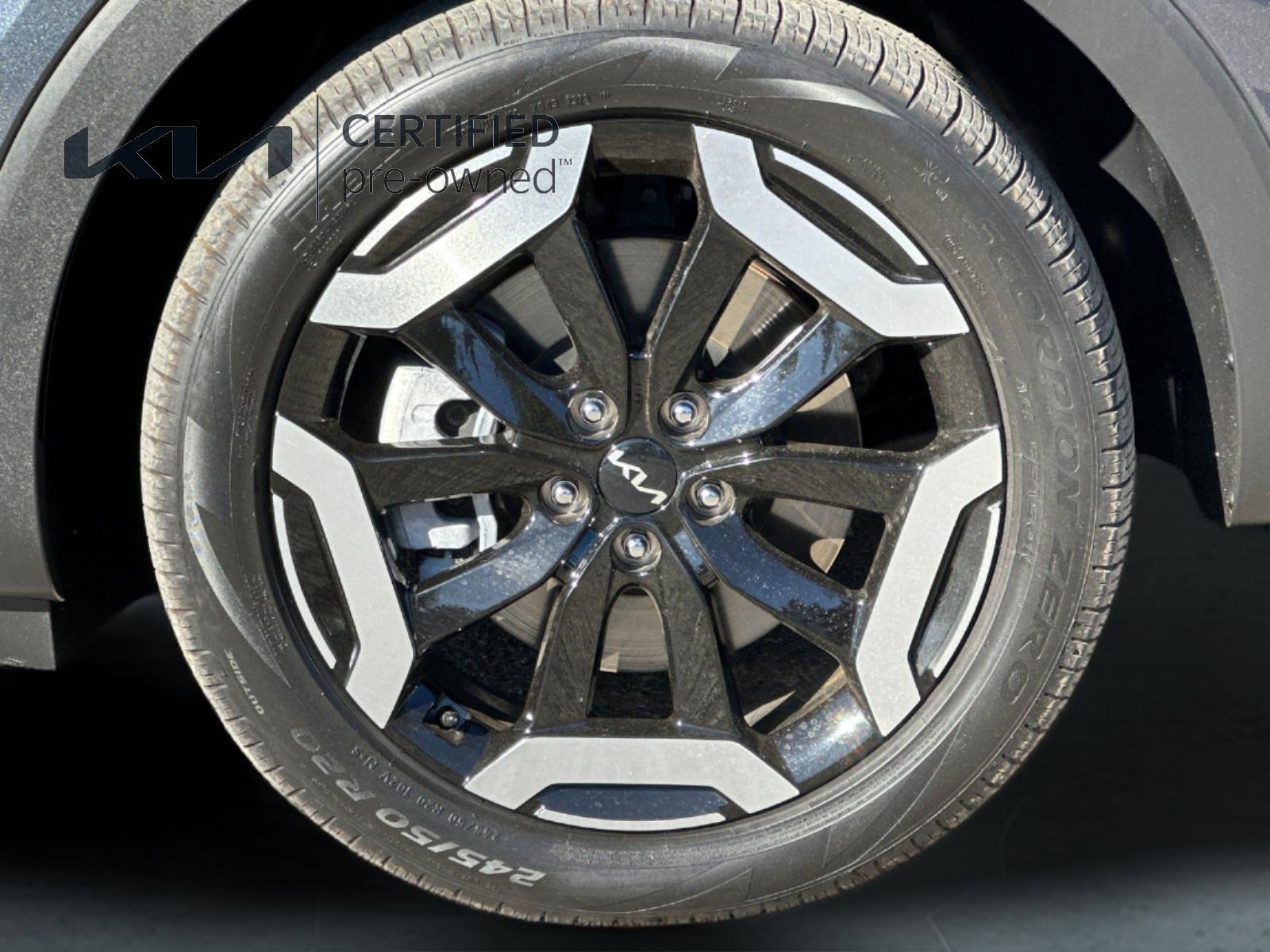 Certified 2024 Kia Telluride S w/ S Sunroof Package AWD/4WD image 26