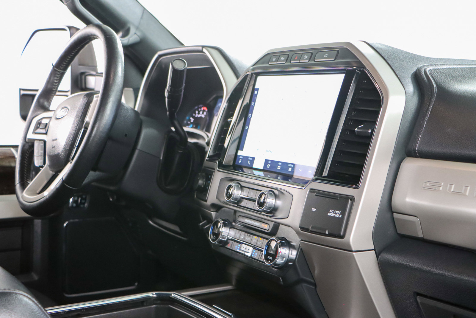 Used 2022 Ford F250 Lariat w/ Black Appearance Pkg image 27