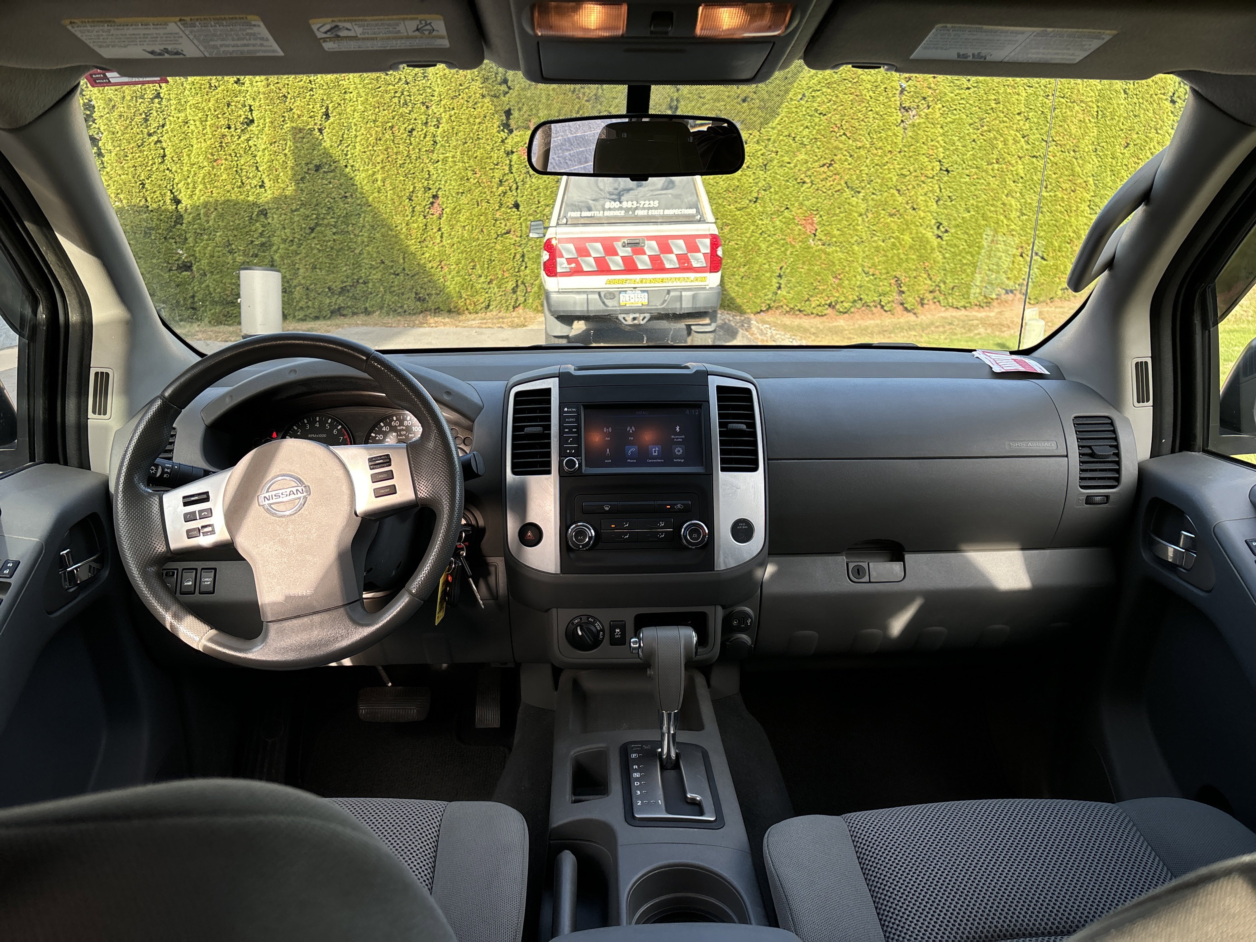 Used 2019 Nissan Frontier SV image 14