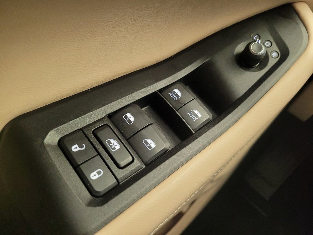 Used 2022 Jeep Grand Cherokee Limited 4xe w/ Luxury Tech Group II AWD/4WD image 27