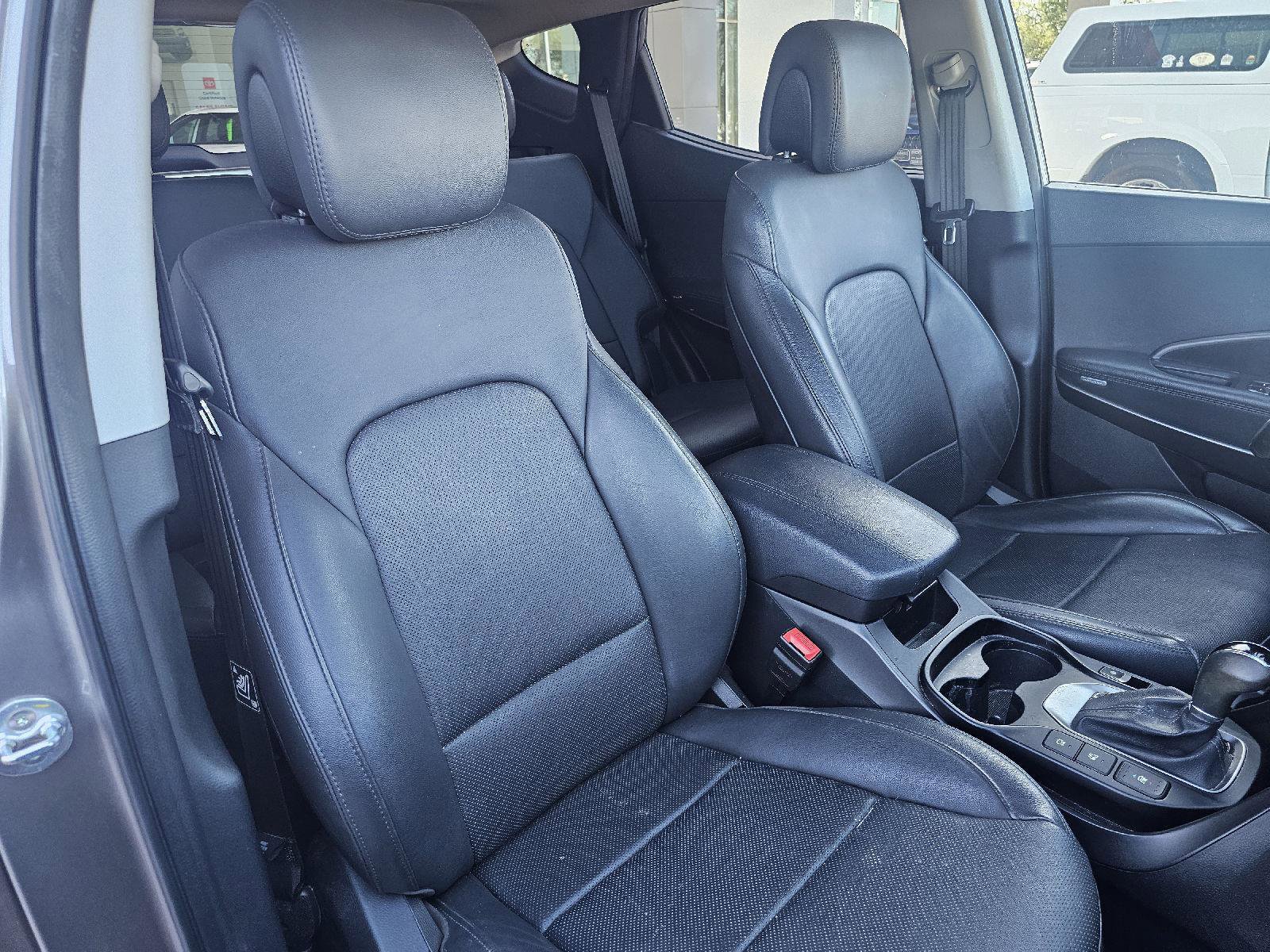 Used 2017 Hyundai Santa Fe Sport w/ 2.0T Ultimate Tech Package 05 image 17