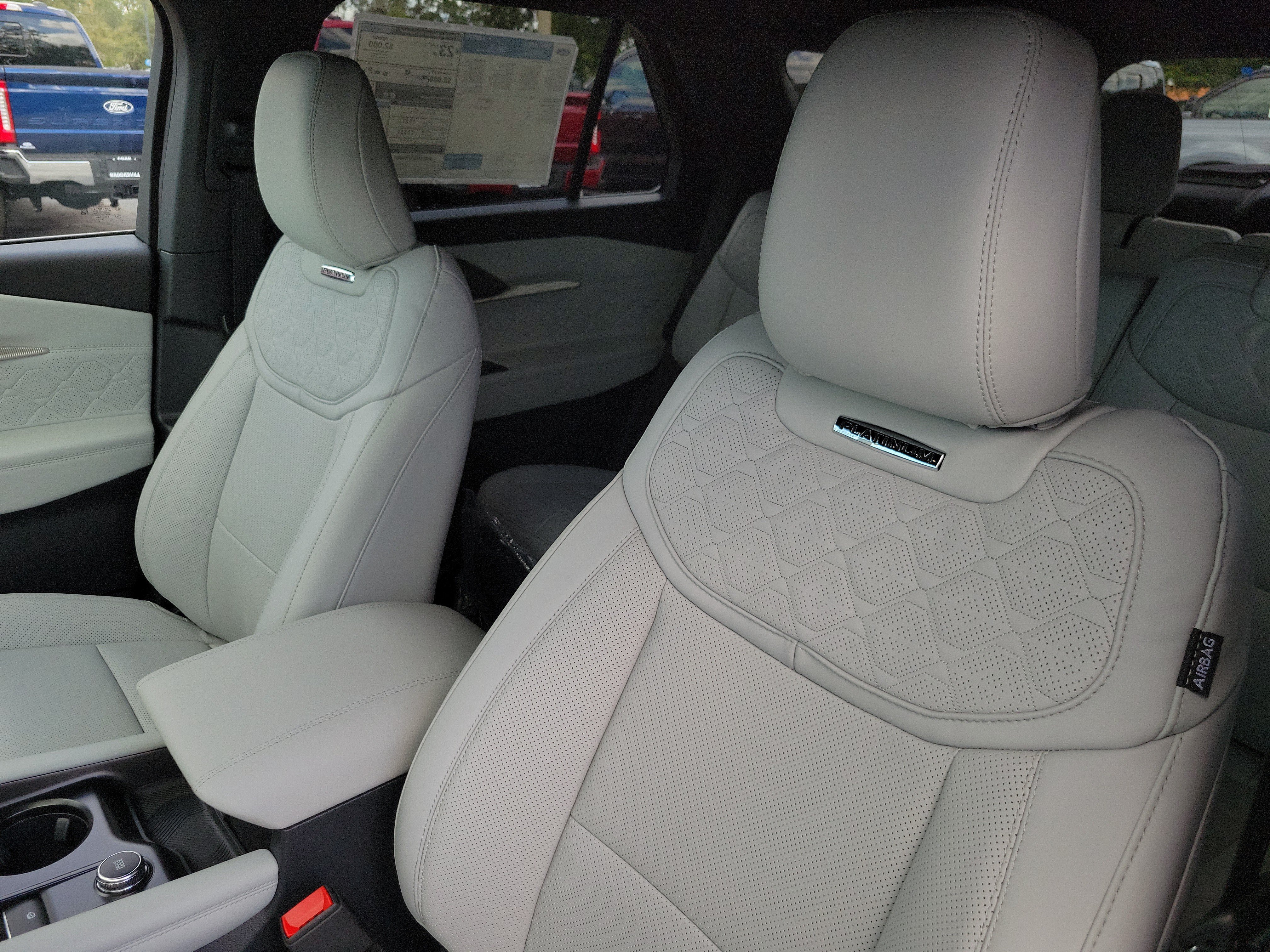 New 2027 Ford Explorer Platinum w/ LUX Leather Package AWD/4WD image 10