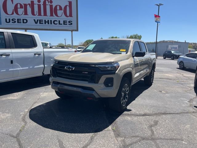 Used 2024 Chevrolet Colorado Z71 w/ Z71 Convenience Package 2 AWD/4WD image 1