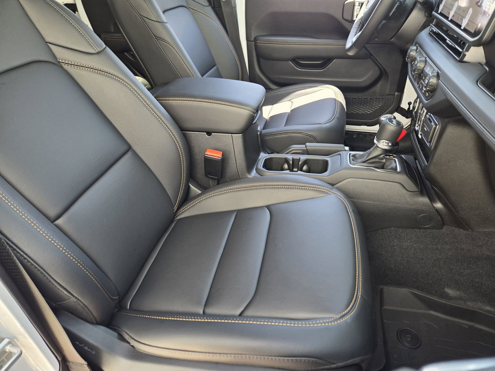 New 2025 Jeep Wrangler Sahara image 12