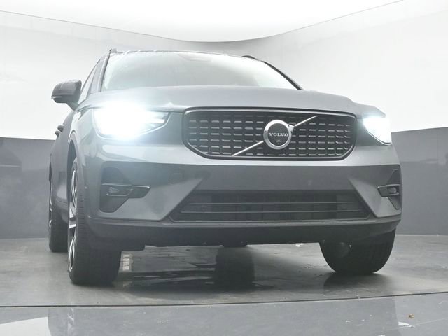 New 2026 Volvo XC40 B5 Ultra w/ Climate Package image 38
