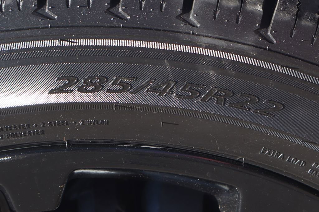 Used 2017 Cadillac Escalade ESV Platinum image 50