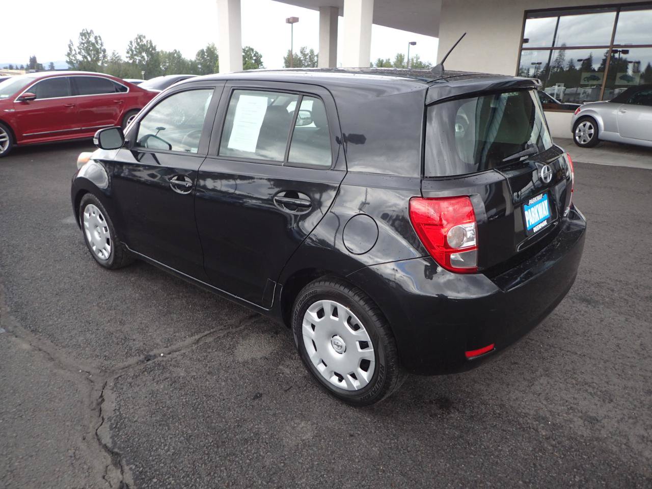 Used 2010 Scion xD FWD image 3