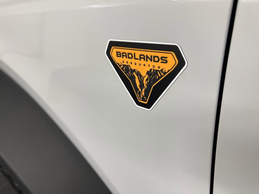 New 2026 Ford Bronco Badlands image 41